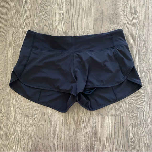 EUC Lululemon Speed Shorts - Picture 1 of 2